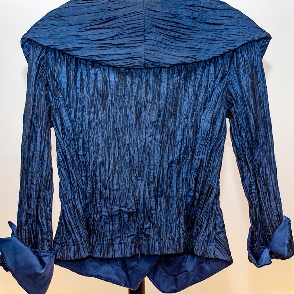 jacket - Picture 4 of 4